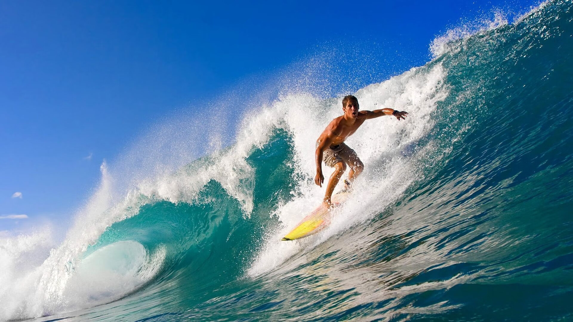 世界排名争夺战之夜，贝恩用沉默的火焰点燃赛场